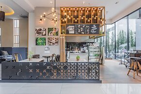 HIC at Night Bazaar 721