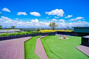 HIC at Night Bazaar 721