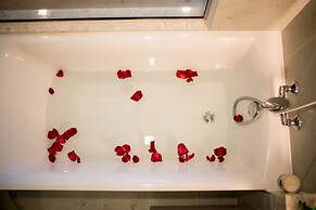 HIC at Night Bazaar 721