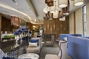 HIC at Night Bazaar 721