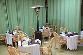 Sunshine Hotel