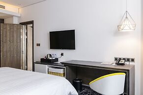 Trademark Hotel