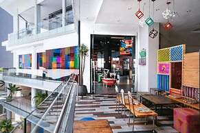 Trademark Hotel