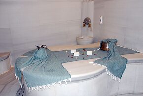 Blue Diamond Ataturk Palace