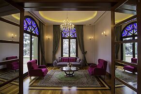 Blue Diamond Ataturk Palace