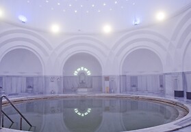 Blue Diamond Ataturk Palace