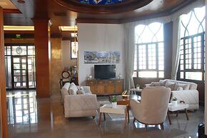 Blue Diamond Ataturk Palace