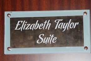 Blue Diamond Ataturk Palace