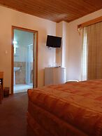 Mountain Rose Garden Hotel