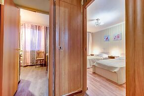 AG Apartment Iskrovskiy 1-13