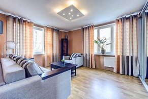 AG Apartment Bolshevikov 5