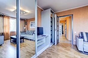 AG Apartment Bolshevikov 5
