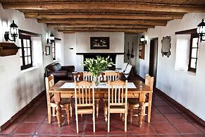 Denneboom Vineyards and Wildlife