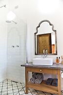 Denneboom Vineyards and Wildlife