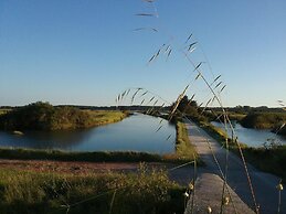 Eglantine et Chèvrefeuille
