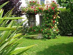 Eglantine et Chèvrefeuille