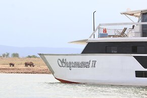 Shayamanzi Houseboats