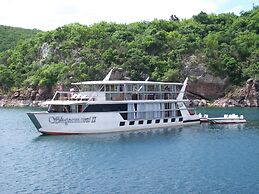 Shayamanzi Houseboats