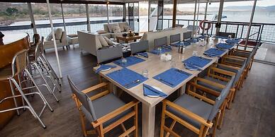 Shayamanzi Houseboats