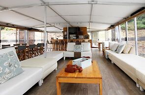 Shayamanzi Houseboats