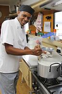 Shayamanzi Houseboats