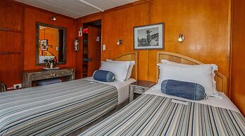 Shayamanzi Houseboats