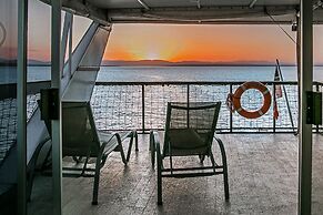 Shayamanzi Houseboats