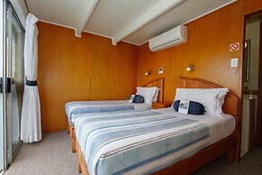 Shayamanzi Houseboats