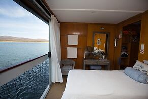 Shayamanzi Houseboats