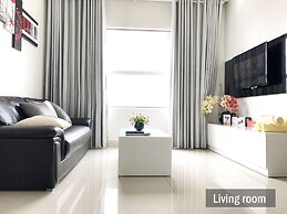 Sunrise City 2BR SW Pool 20th