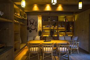 LUX Tea Horse Road Deqin Benzilan