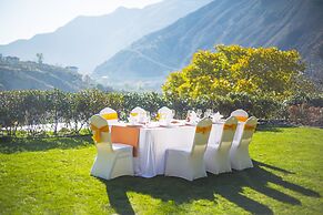 LUX Tea Horse Road Deqin Benzilan