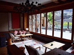 LUX Tea Horse Road Deqin Benzilan