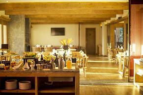 LUX Tea Horse Road Deqin Benzilan