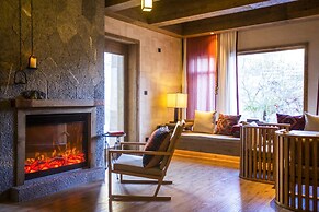 LUX Tea Horse Road Deqin Benzilan