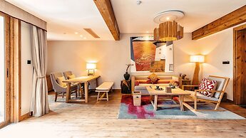 LUX Tea Horse Road Deqin Benzilan