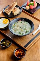 LUX Tea Horse Road Deqin Benzilan