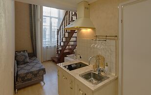 Apart Hotel on Italianskaya 1