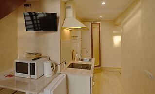 Apart Hotel on Italianskaya 1
