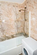 AELITA Apartment with Port View