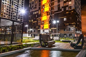 AELITA Apartment with Port View