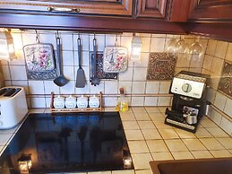 AELITA Apartment with Port View