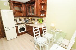 AELITA Apartment with Port View