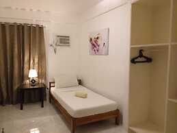 Zenith Inn & Resto Bar