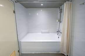 Hotel Cloud Arena-Daan