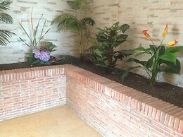 LET 4 U PLAYA CORAL II