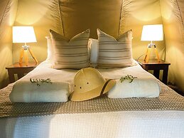 iKhaya LamaDube Game Lodge