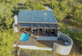 iKhaya LamaDube Game Lodge