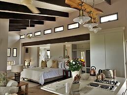 iKhaya LamaDube Game Lodge