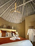 iKhaya LamaDube Game Lodge